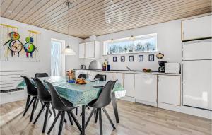 Awesome Home In Toftlund With Wifi