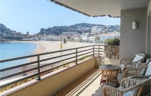 Lovely Apartment In Tossa De Mar - Тоса-де-Мар