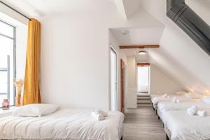 Maisons de vacances Lenesthan - Superbe gite tout confort et spa : photos des chambres