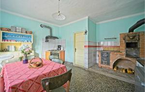 Awesome Home In Prodin Dol