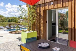 Maisons de vacances Lenesthan - Superbe gite tout confort et spa : photos des chambres