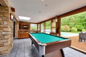 Maisons de vacances Sarzeau - 12 pers - Piscine couverte et Billard : photos des chambres