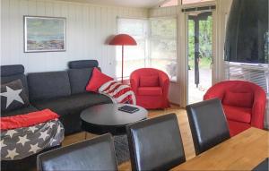 Cozy Home In Rockneby With Wifi