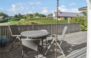 Three-Bedroom Holiday Home In Hurup Thy