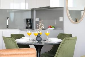 ARENALES terrace refugee new apartment with pool and gym