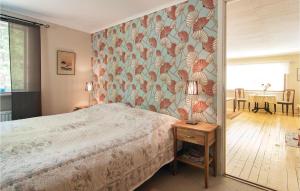 2 Bedroom Stunning Home In Slite