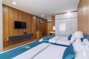 Aquatic Hotel Cat Ba