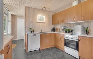 Four-Bedroom Holiday Home In Juelsminde