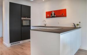 Gorgeous Apartment In Vejers Strand