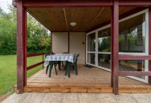 Campings Camping Le Mont Libre - Cottage & espace nature - Gannat : photos des chambres
