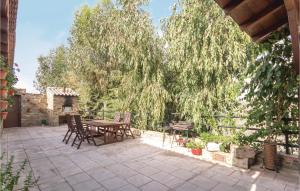 13 Bedroom Cozy Home In Sayalonga