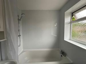 Cosy and private one bed house