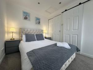 Cosy and private one bed house