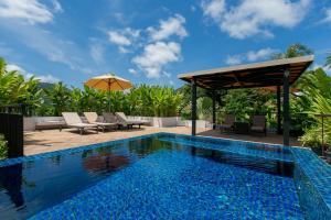 Kata Gardens Penthouse sea view 4C near Kata Noi Beach