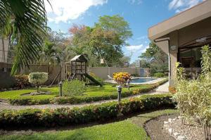 Pitaya Lodge