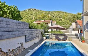 Stunning Home In Marina