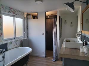 Maisons de vacances Maison Familiale a la campagne : photos des chambres