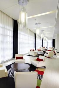 THE HOTEL AT KIRKWOOD CENTER