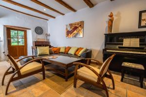 Maisons de vacances Gite de Coulassy 8 a 10 pers dans parc de 2 hectares : photos des chambres