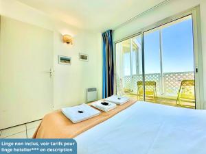 Vue Mer et Piscine, avec Balcon - 1 min de la plage