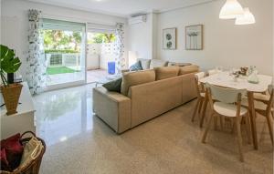 Awesome Apartment In El Campello