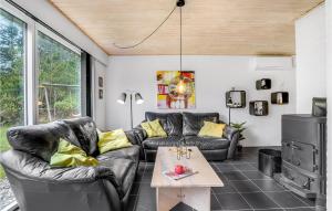 Three-Bedroom Holiday Home In Ulfborg