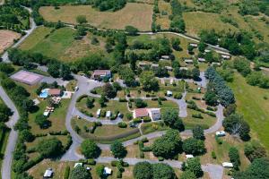 Campings Camping Le Mont Libre - Cottage & espace nature - Gannat : photos des chambres