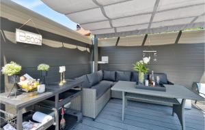 Gorgeous Home In Cresnjevec, Tuhelj 