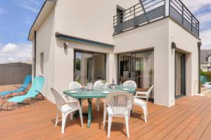 Maisons de vacances Maison avec jardin - a 400m plage des Govelins : photos des chambres