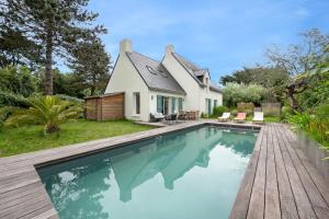 Maison pour 8 - Piscine chauffée - 100m de la plage