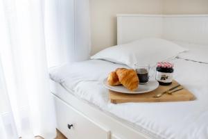 Appartements Elegance w mobile Wi-Fi 7' to RER B Paris direct line Airports CDG and ORY : photos des chambres