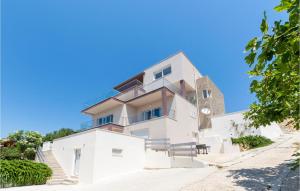 Apartment Jesenice With Fireplace Iv