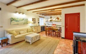 3 Bedroom Gorgeous Home In Uscio
