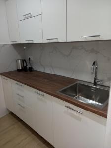 Apartman Hola