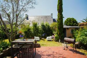 La maison du pecheur, proche des plages, jardin
