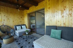 Conacul Fruntea cu ceru