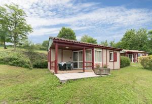 Campings Camping Le Mont Libre - Cottage & espace nature - Gannat : photos des chambres