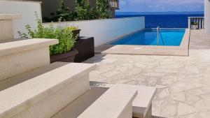 Beachfront Villa Dream with pool