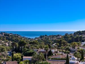 EL TORO - By Almarina Villas