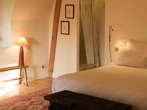 B&B / Chambres d'hotes Petit Chateau Vercourt : photos des chambres