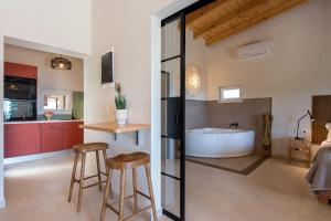 Okeanos Villa by Anita Holiday Homes