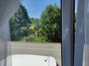 Pokoje v přízemí RD - zahrada, bazén, terasa