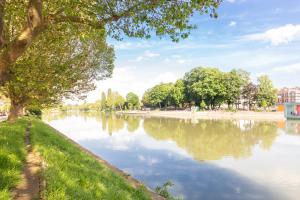 Bord de Marne, proche Disneyland et Paris Gare à 2 min