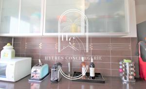 Cosy T3 rénové Clim Parking Hyères Plage 10 min By HC