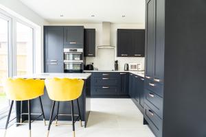 3 Bedroom 4 Bathroom House Goodwood Chichester