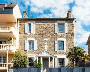 Maisons de vacances Grande maison-Marche-10pers-jacuzzi-parking : photos des chambres