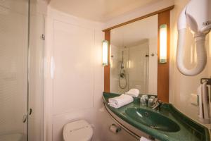 Hotels ibis Cannes Mandelieu : photos des chambres