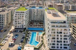 Alma Apartment in Infinity Beach Resort - parking