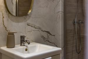 All in Lyon | Studio neuf &fonctionnel–Gratte-Ciel