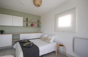 Appartements La Palm Room ~ Climatisation ~ Balcon ~ Parking : photos des chambres